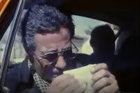 ببینید| دو دقیقه از سینمای ناب داریوش مهرجویی ؛ چگونه سوگ فردی، دسته جمعی می‌شود
