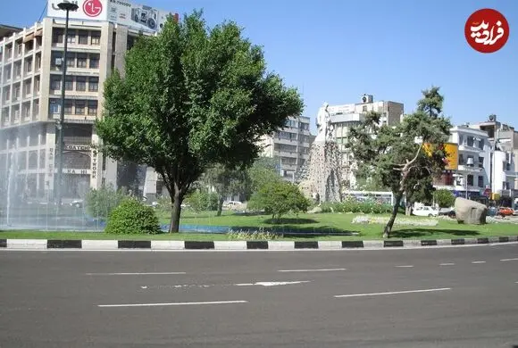عکس| سفر زمان؛ سیمای خیابان فردوسی تهران، پیش از سنگفرش و آسفالت؛ حدود یک قرن قبل