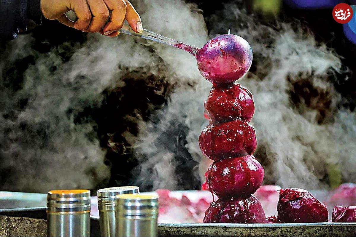 (تصاویر) سفر به تهران قدیم؛ غذاها و نوبرانه های زمستانی در تهران قدیم