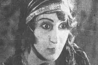 عکس| سفر زمان؛ چهرۀ «روح‌انگیز سامی‌نژاد» اولین بازیگر زن ایرانی در 75 سالگی