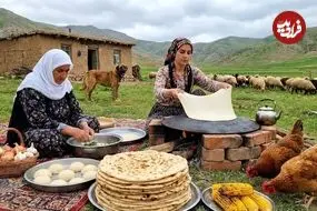 ببینید| غذای روستایی در ایران؛ پخت نان لواش و نان سنتی در تنور و در طبیعت