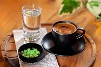 دلیل سرو آب کنار قهوه چیه؟