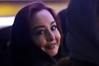 عکس| سفر زمان؛ چهرۀ «ماهایا پطروسیان» 32 ساله در مراسم جشن حافظ؛ سال 80