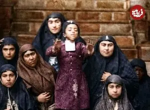 عکس| سفر زمان؛ عکس رنگی‌شدۀ زنان ناصرالدین شاه در کاخ سلطنت‌آباد