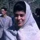 عکس| سفر به ایران قدیم؛ زنان اصفهانی در حال عبور از خیابان؛ 65 سال قبل