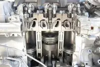 ( ویدیو) نحوه کار موتور دو زمانه چگونه است ؟ 