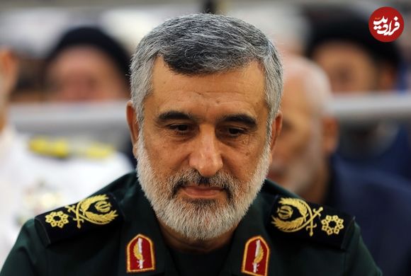 عکس؛ سفر در زمان؛ «سردار سلامی، حاجی زاده، سیاری، فدوی، موسوی» در بیت رهبری؛ سال 93