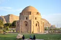 عکس| سفر به ایران قدیم؛ منظرۀ «گنبد جبلیه کرمان» در زمان قاجار