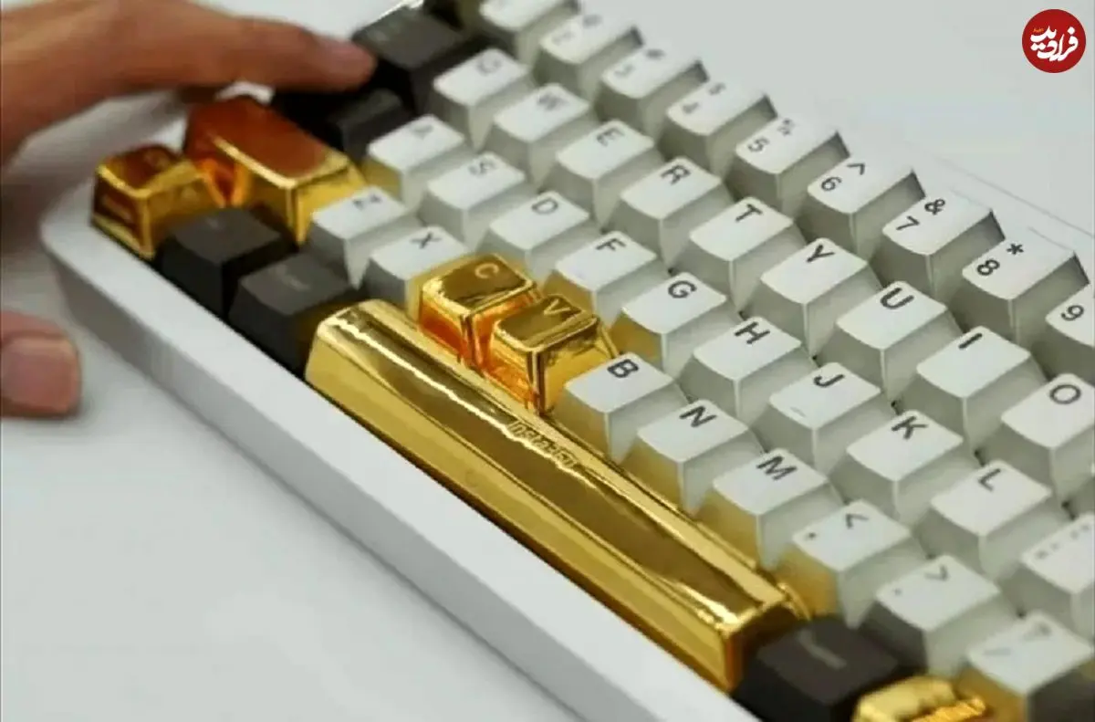 پاداش ۴۵۰۰ دلاری؛ شرکت چینی به کارمندان خود کلیدهای طلایی‌ کیبورد هدیه می‌دهد