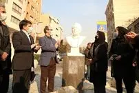 (عکس) ولین تصویرِ سرقت سردیس مرحوم منصور پورحیدری از وسط خیابان!