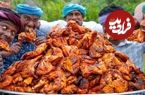 ببینید؛ غذای روستایی در هند؛ کباب مرغ به روش پدر و پسران مشهور هندی
