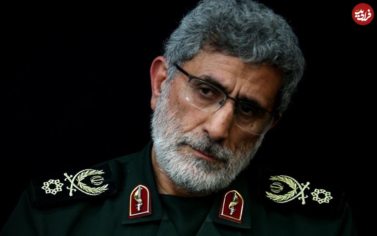 عکس؛ سفر به تاریخ؛ عکس کمتر دیدهشدۀ «سردار قاآنی» در کنار «رهبر انقلاب» در جبهه؛ دهۀ 1360