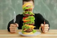 این روزها دچار پرخوری عصبی شده‌اید؟