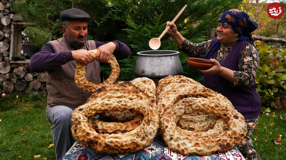 (ویدئو) فرآیند پخت نان سنگک ترکی به روش زوج روستایی آذربایجانی 