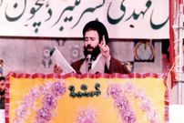 عکس؛ سفر در زمان؛ «سیداحمد خمینی در کنار سیدحسین خمینی» در منزل شخصی اش؛ دهه 60