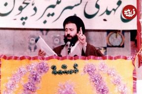 عکس؛ سفر در زمان؛ «سیداحمد خمینی در کنار سیدحسین خمینی» در منزل شخصی اش؛ دهه 60