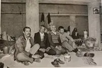عکس| سفر به تهران قدیم؛ پناهگاه زیرزمینی در تهران؛ سال ۱۳۶۶