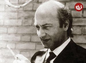 عکس| سفر در زمان؛ «چمران، احسان شریعتی و ابراهیم یزدی» بر سر مزار دکتر شریعتی در دمشق؛ سال 56