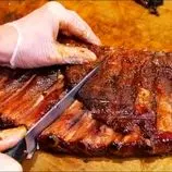 ببینید| غذای خیابانی در آمریکا؛ استیک دودی و کباب دنده در نیویورک