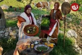 ببینید| غذای روستایی در مراکش؛ برداشت کاهو، تهیه نان و پخت طاجین بره در طبیعت