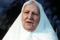 عکس| سفر در زمان؛ تصویری رنگی شده از «رقیه چهره آزاد» در نمایی از فیلم پریچهر؛ سال 1330
