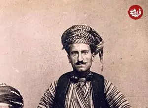 عکس| سفر به ایران قدیم؛ عکس دسته‌جمعی مردان کُرد سیگاری در دوران قاجار