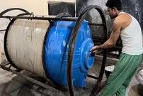 ببینید| فرآیند دیدنی تولید تانکرهای آب پلاستیکی در پاکستان