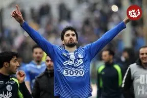 عکس| بازیکن سابق استقلال دست به تفنگ شد!