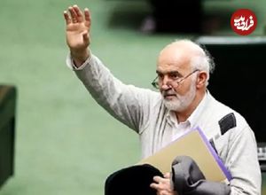 عکس؛ سفر به تاریخ؛ «احمد توکلی» در کنار «سید مسعود خامنه‌ای، فرزند رهبر انقلاب»