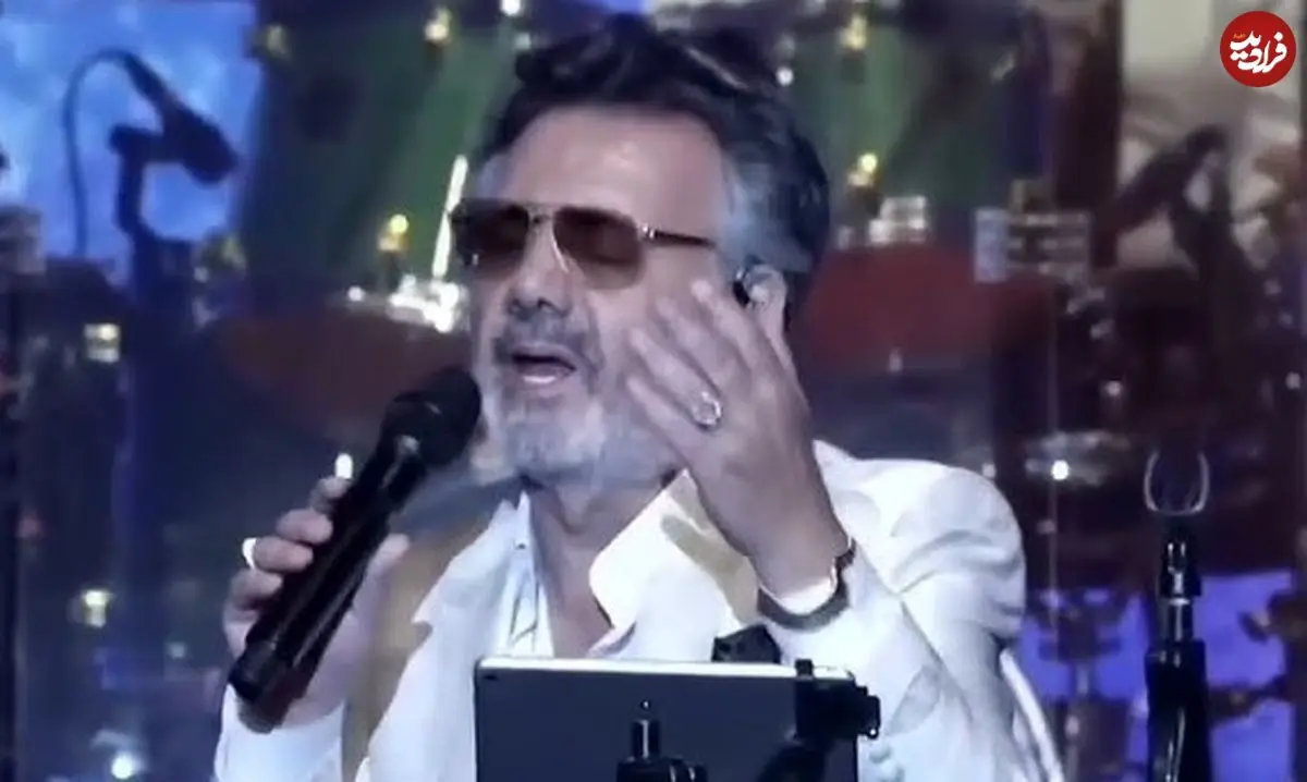 عکس| سفر زمان؛ «معین» در 25 سالگی در حال اجرای برنامه در یک رستوران در اصفهان؛ سال 55