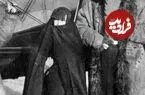 عکس| سفر به ایران قدیم؛ عکس یادگاری زن قاجاری با خلبانان آمریکایی؛ 98 سال قبل
