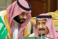 عکس؛ سفر به تاریخ؛ «محمد بن سلمان» 14 ساله در کنار پدرش در «سفر حج»