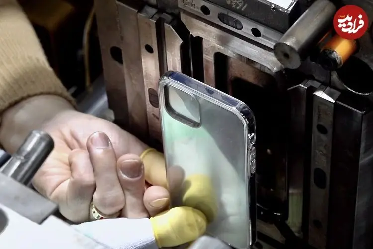 ببینید| فرآیند دیدنی تولید قاب گوشی های هوشمند در کره جنوبی