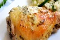 مرغ مارینه یونانی ؛ غذایی فوری برای وضعیت جنگی + روش تهیه