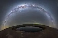 عکس روز ناسا از چشم خیره‌شده به راه شیری