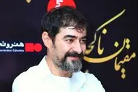 عکس| سفر زمان؛ چهرۀ «شهاب حسینی» 28 ساله وقتی مجری تلویزیون بود