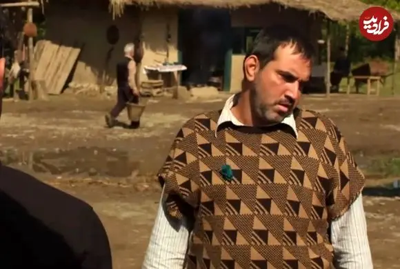 عکس| سفر در زمان؛ «جاوید و غلام» در حال استراحت در پشت صحنه «سریال سوجان»