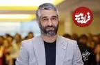 عکس| سفر زمان؛ چهرۀ عجیب «پژمان جمشیدی» در کنار بیژن بنفشه‌خواه در یک تئاتر