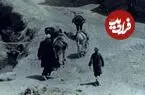 عکس| سفر زمان؛ الاغ و اتومبیل در یک روستای ایرانی در حدود 80 سال قبل