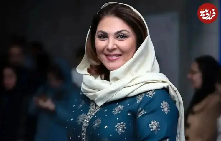 ببینید؛ لاله اسکندری، هنرمندی که رنگ را به دیوارهای تهران آورد