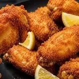 ببینید| طرز تهیه بال مرغ سوخاری با سس مخصوص در 15 دقیقه