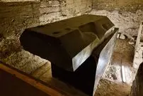 تابوت 100 هزارکیلوگرمی گاو مقدس؛ مهندسی شگفت‌انگیز مصریان باستان در «سراپیوم»