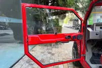 تصاویر| گورگل موتوماشین ؛ خودرویی عجیب با درهای شفاف 
