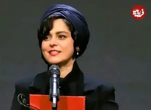 تصاویر؛ استایل کلاسیک غزل شاکری؛ ترکیب هوشمندانه توربان و پیراهن گره‌دار