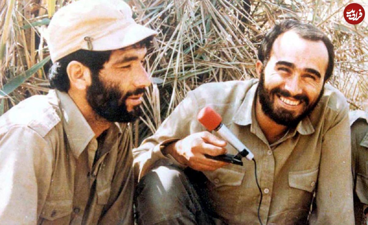 عکس؛ سفر در زمان؛ «حسین خرازی در میان گروهان غواصان» در جبهه؛ دهه 60