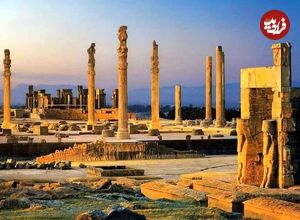 عکس؛ سفر در زمان؛ قدیمی‌ترین عکس از تخت‌جمشید؛ ۱۷۰ سال پیش