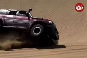 ببینید؛ لحظه ترسناک چپ کردن خودروی آفرود در کویر مرنجاب