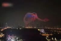 (ویدئو) ترسیم اژد‌ها در آسمان با ۲۰۰۰ پهپاد 