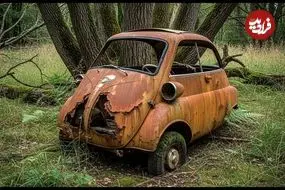 ببینید| فرآیند بازسازی و رنگ آمیزی یک خودروی «بی ام و ایستا» رها شده در جنگل