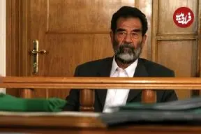 عکس| سفر در زمان؛ «صدام حسین» در حال نماز خواندن در اسکندریه؛ سال 1368